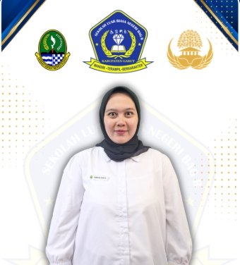 Aqmarina Indah R.